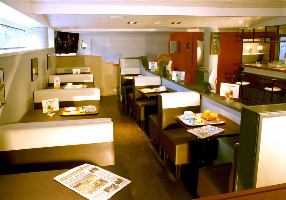 Le petit déjeuner - Hotel à Lorient - Les Pêcheurs*